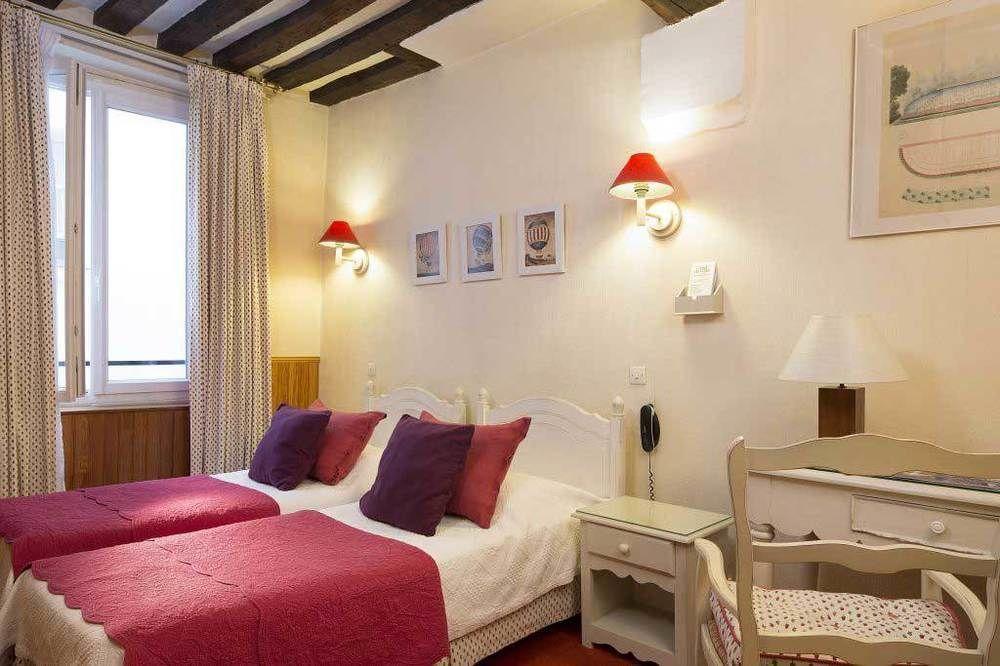 Hotel Du Cygne Tours 3*